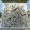 Relief hinten