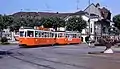 Der baugleiche Triebwagen 715 mit dem Anhänger 313 um das Jahr 1980 in Carouge
