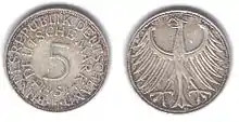 5-D-Mark-Münze von 1952 bis 1975 (Vorderseite links, Rückseite rechts)