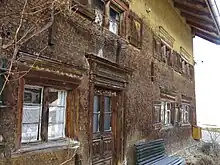 stattlicher Satteldachbau, verschindelt, Mitte 18. Jahrhundert