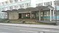 Überdachte Vorfahrt am Gesundheitshaus Dortmund im Stil der 50er Jahre von Will Schwarz