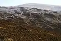 Blick vom Glenshee Ski Centre auf den Glas Maol, im Vordergrund der Vorgipfel Meall Odhar