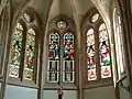 Glasfenster im Chor