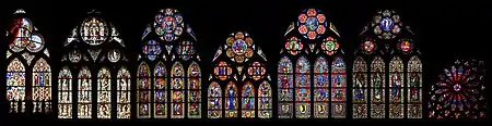 Die Fenster an der Südseite des Langhauses (Montage)