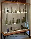 Flaschen aus grünem Glas, überwiegend Produkte der Glashütte Klein Süntel