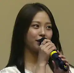 Go Min-si