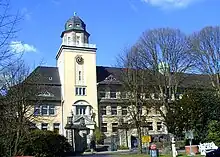 Frontansicht der Goetheschule Essen, 2007