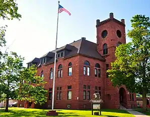 Das Gogebic County Courthouse in Bessemer, gelistet im NRHP