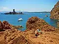 Ausblick auf die Insel vom Felsen Le Dramont
