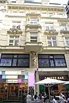 Wohn- und Geschäftshaus