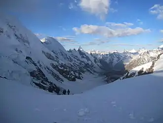 Blick vom Gondogoro-Pass auf den Gletscher