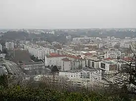 Sicht auf das Stadtviertel Gorge de Loup