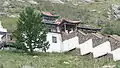 Buddhistischer Tempel am Berghang