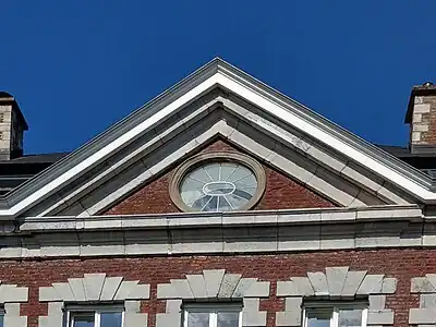Giebelaufbau