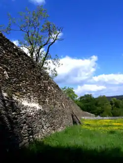 Nördliche Klostermauer
