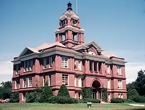 Das Grant County Courthouse in Elbow Lake, gelistet im NRHP Nr. 85001945