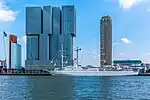 Zentrale in Rotterdam (links)