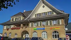 Empfangsgebäude (2017)