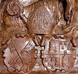 Ausschnitt seines Grabdenkmals in der Berchtesgadener Franziskanerkirche (li: Wolfgang Griestätter; re: Wappen der Fürstpropstei und der Griesstätters)