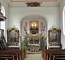 Blick auf den Chor der Kirche
