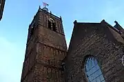 Westgiebel des Südschiffs und Turm