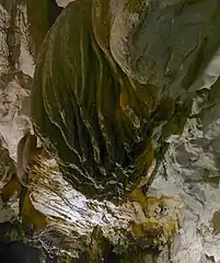 Massiver Stalaktit