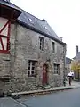 Altes Haus, Rue Mazé 1
