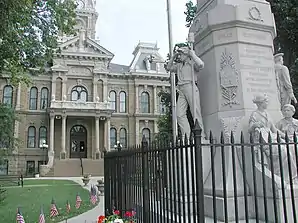 Guernsey County Courthouse in Cambridge, gelistet im NRHP mit der Nr. 73001452