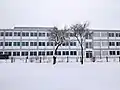 Dreistöckiges Schulgebäude (Pavillon)