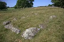 Rechteckige Steinsetzung