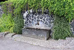 Brunnen in Hüblingen, Hauptstraße