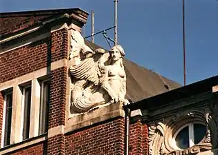 Skulptur am Giebel