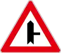 A04-02: Vorfahrt – Einmündung von rechts (im rechten Winkel)
