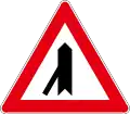 A04-04: Vorfahrt – Einmündung von links (im spitzen Winkel)