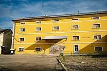 Das Haferdepot in Klagenfurt, Österreich ist ein Teil des Ensembles der Heereswirtschaftsanstalt, das unter Denkmalschutz steht
