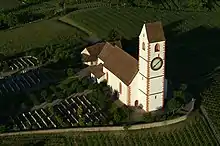 Hallauer Bergkirche aus der Vogelperspektive