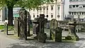 Gruppe von Epitaphen neben der Nikolaikapelle