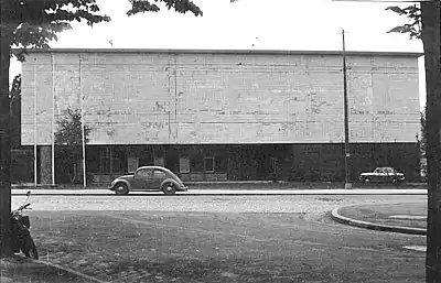 Ostfassade der Mensa, 1956.