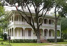 Harrison-Hastedt House, gelistet im NRHP mit der Nr. 04000231