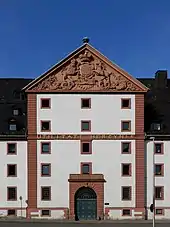 Portalfassade des Harzkornmagazin in Osterode am Harz aus der Zeit der Personalunion (ca. 1722)
