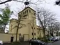 Der massive Turm