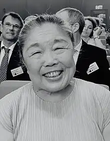 Helen Lee