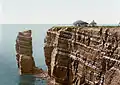Photochromdruck des „Hengst“ an der Nordspitze von Helgoland (zwischen 1890 und 1905, Fotograf unbekannt)