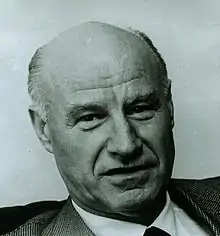 Herbert Dau (1911–2000).Von 1967 bis 1975 Vorstandsvorsitzender der Hamburg-Mannheimer Versicherung.