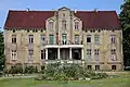 Herrenhaus Weitendorf, Front, Juli 2016