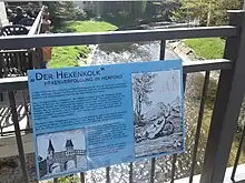 Gedenktafel an die Hexenverfolgung auf der Radewiger Brücke beim Hexenkolk