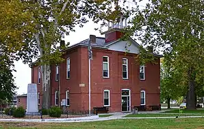 Das Hickory County Courthouse in Hermitage