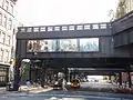 Panoramafenster der High Line in der Nähe des Chelsea Markets