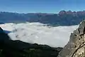 11:55h, der Nebel erreicht über 1000 Meter (der Fotostandort 9:21h im Nebel), kann jedoch nicht ins Seeztal bei Sargans eindringen.