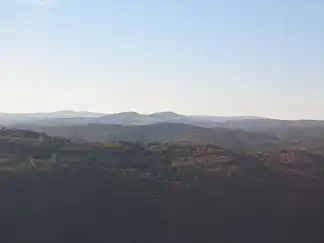 Blick vom Krausbergturm bei Dernau zum Hochthürmerberg,Hasenberg und (im Hintergrund) Michelsberg